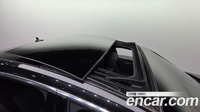 Audi A8 2021 — ფოტო 12/20