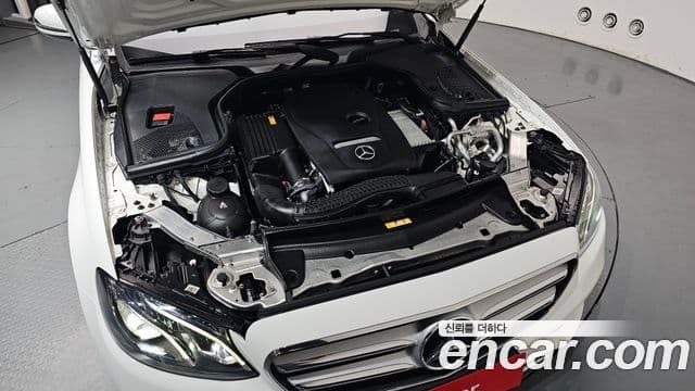 Mercedes-Benz E-Class 2018 — Фото 6/20