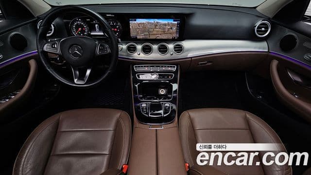 Mercedes-Benz E-Class 2018 — Фото 7/20