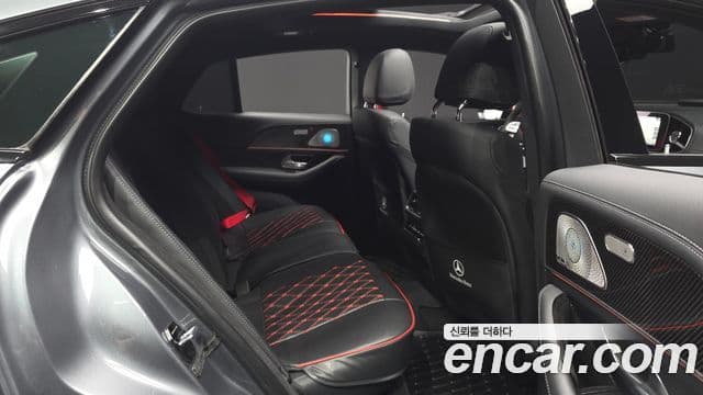 Mercedes-Benz GLE-Class 2021 — Фото 11/20