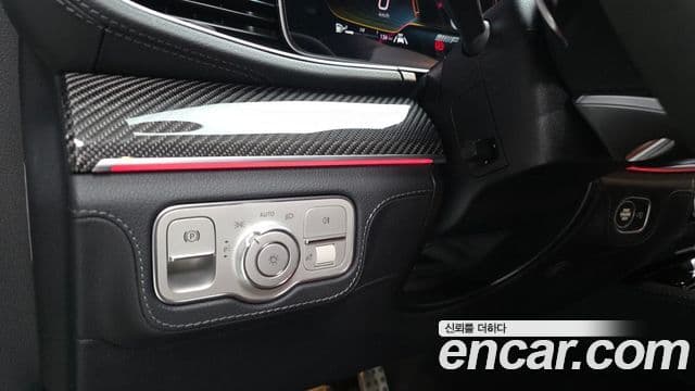 Mercedes-Benz GLE-Class 2021 — Фото 13/20