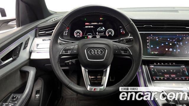 Audi Q7 2021 — ფოტო 12/20