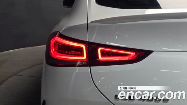 Mercedes-Benz GLE-Class 2023 — ფოტო 24/32