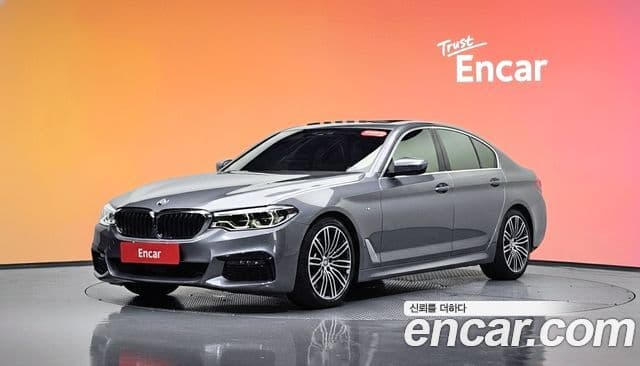 BMW 5 Series 2019 — Фото 1/20