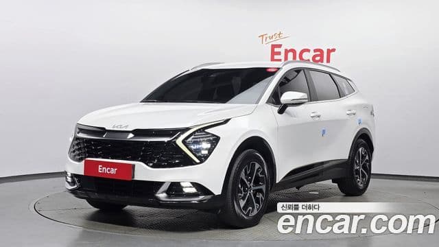 Kia Sportage 2021 — Фото 1/20