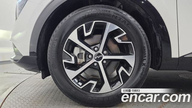 Kia Sportage 2021 — Фото 5/20