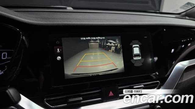 Kia Niro 2019 — ფოტო 16/20