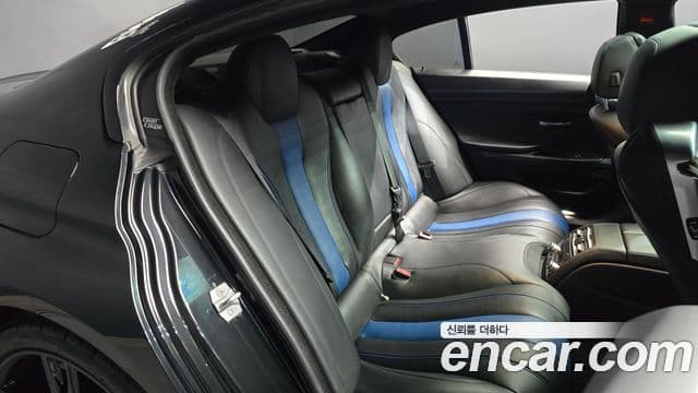 BMW 6 Series 2018 — Şəkil 11/20