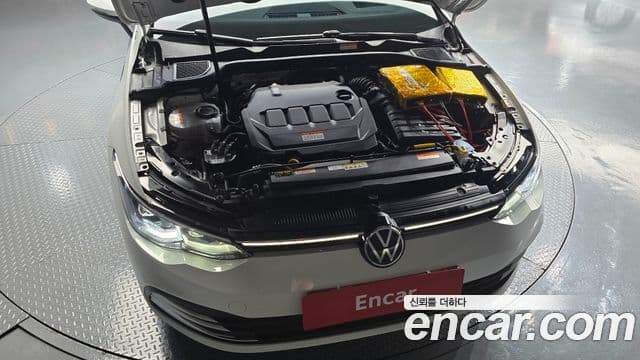 Volkswagen Golf 2024 — ფოტო 6/20