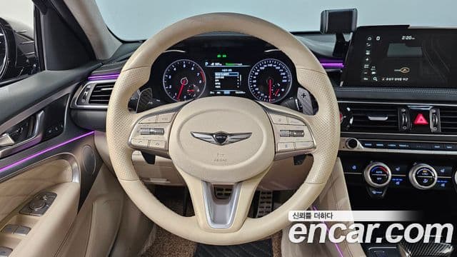 Genesis G70 2018 — ფოტო 20/20
