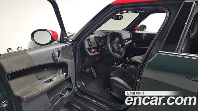 Mini Cooper Countryman 2021 — ფოტო 10/20