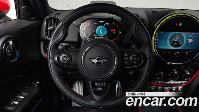 Mini Cooper Countryman 2021 — ფოტო 13/20