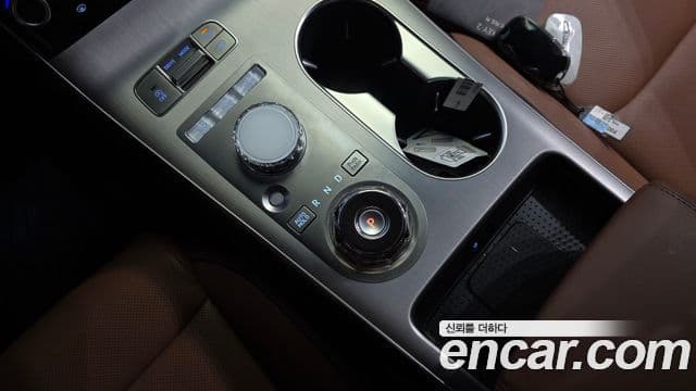 Genesis GV70 2025 — ფოტო 9/20