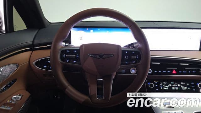 Genesis GV70 2025 — ფოტო 12/20