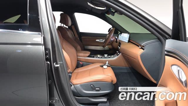 Genesis GV70 2025 — Photo 24/34