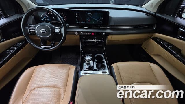 Kia Carnival 2021 — ფოტო 7/20