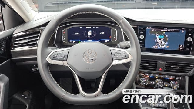 Volkswagen Jetta 2024 — ფოტო 13/20