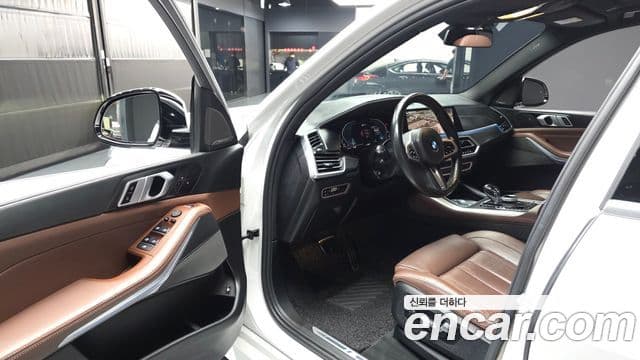 BMW X5 2021 — Şəkil 8/20
