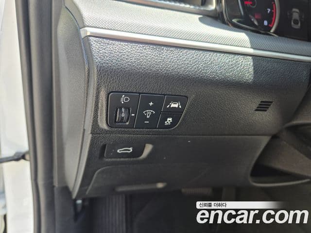 Kia K5 2021 — Şəkil 15/20