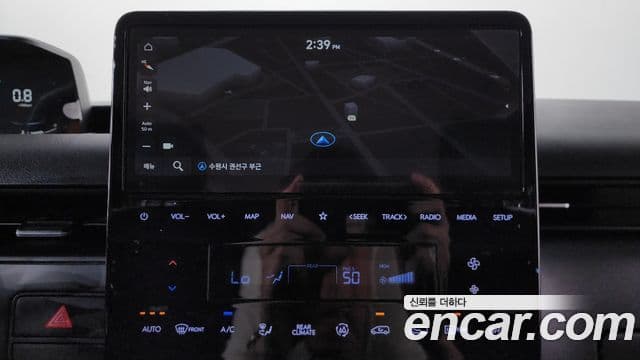 Hyundai Staria 2023 — ფოტო 12/20