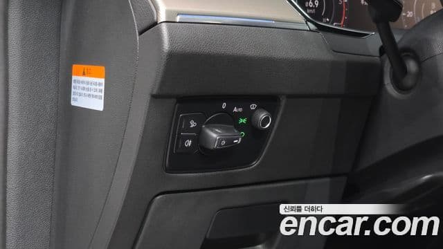 Volkswagen Arteon 2019 — Şəkil 14/20