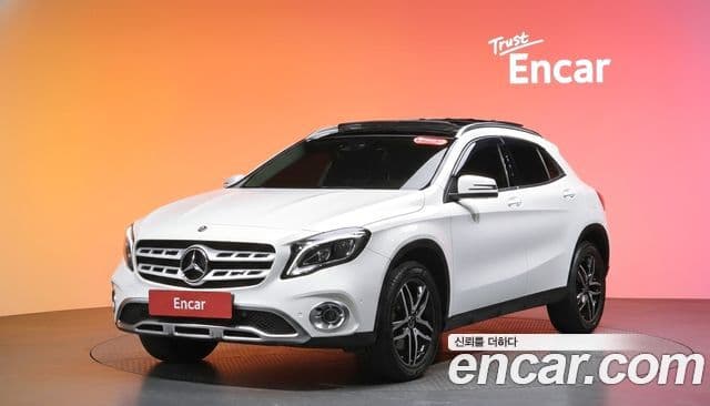Mercedes-Benz GLA-Class 2018 — Фото 1/20