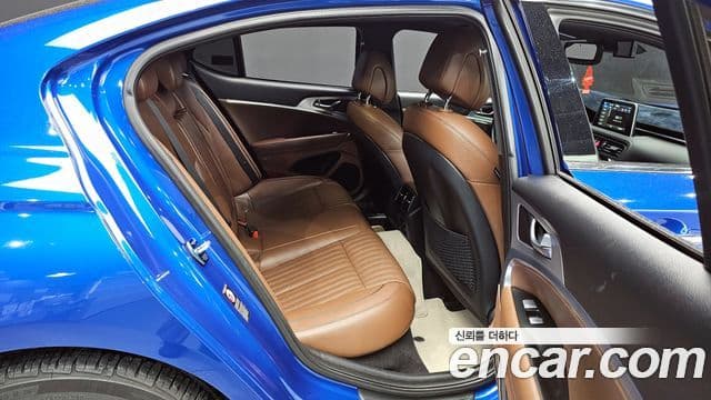 Genesis G70 2018 — ფოტო 8/34