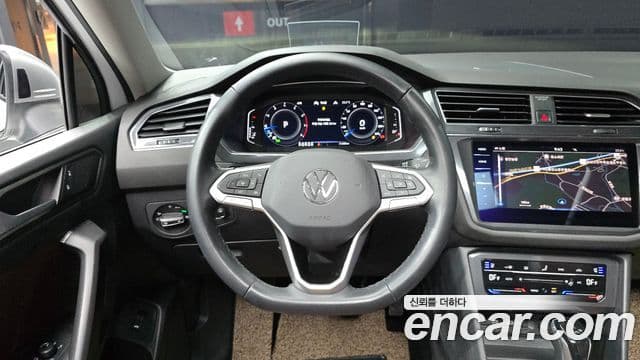 Volkswagen Tiguan Allspace 2022 — ფოტო 13/20