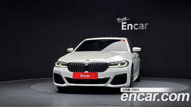 BMW 5 Series 2022 — ფოტო 3/20