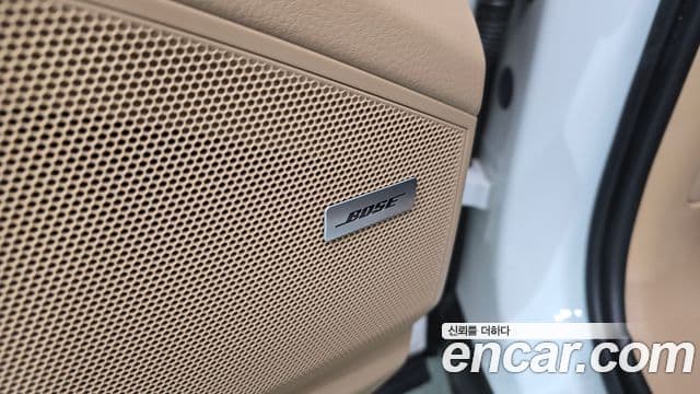 Porsche Cayenne 2023 — Photo 20/35