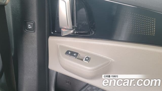 Kia Carnival 2025 — Şəkil 18/20