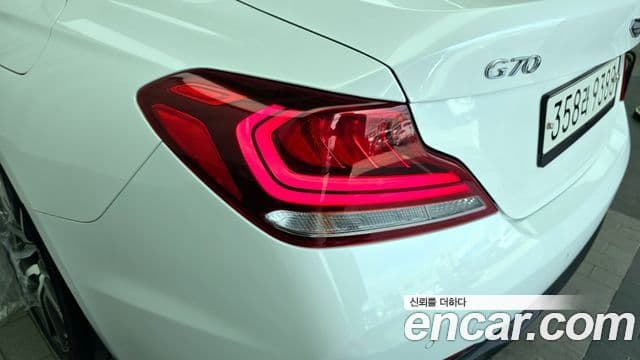 Genesis G70 2020 — ფოტო 26/37