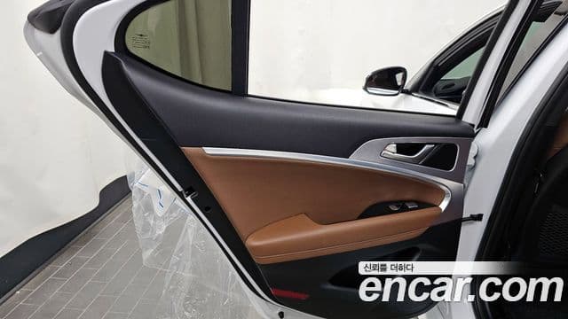Genesis G70 2020 — ფოტო 37/37