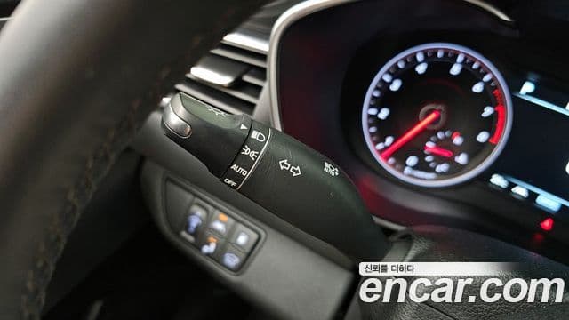 Genesis G70 2020 — ფოტო 5/37