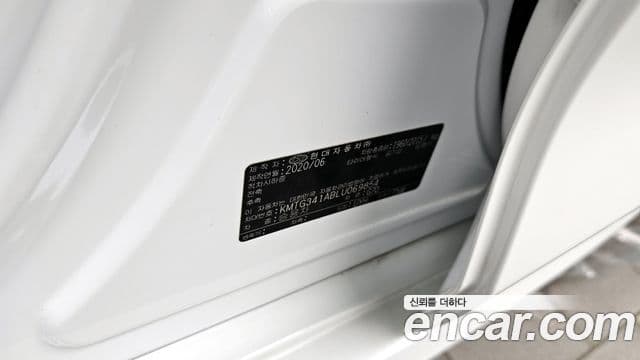 Genesis G70 2020 — ფოტო 35/37
