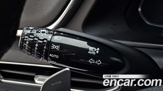 Hyundai Sonata 2020 — ფოტო 17/20