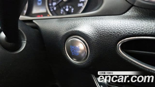 Hyundai Sonata Hybrid 2020 — Şəkil 24/32