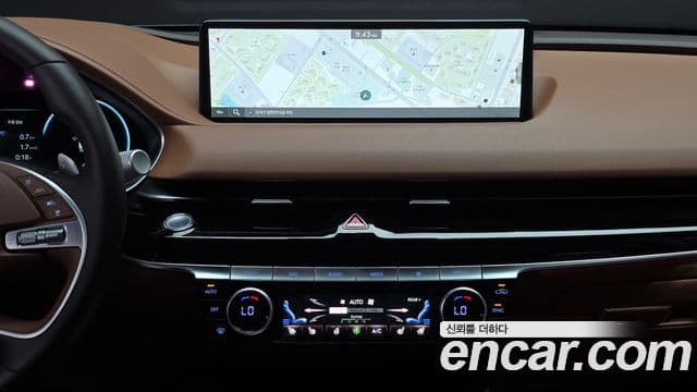 Genesis Electrified G80 2023 — ფოტო 13/20