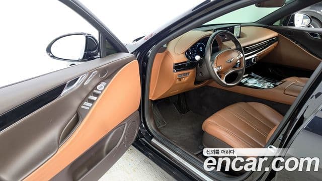 Genesis Electrified G80 2022 — Şəkil 10/20