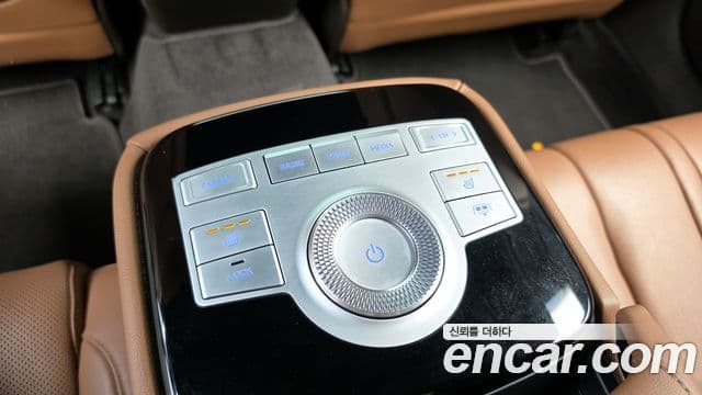 Genesis Electrified G80 2022 — Şəkil 16/20
