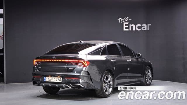 Kia K5 2021 — ფოტო 2/20