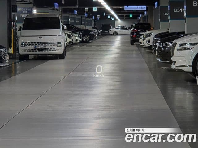 Volvo XC90 2022 — Şəkil 8/20