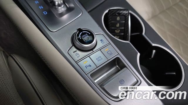 Genesis G70 2018 — Photo 4/35