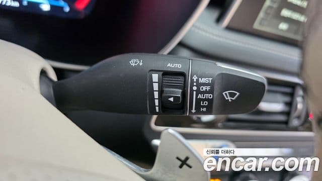 Genesis G70 2018 — Photo 35/35