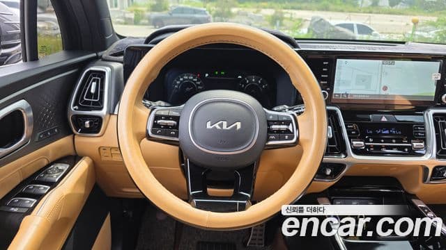 Kia Sorento 2023 — ფოტო 13/20