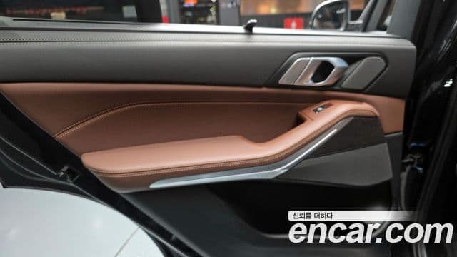 BMW X5 2024 — ფოტო 19/25