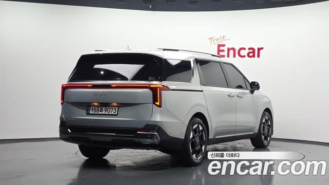 Kia Carnival 2024 — Şəkil 2/20