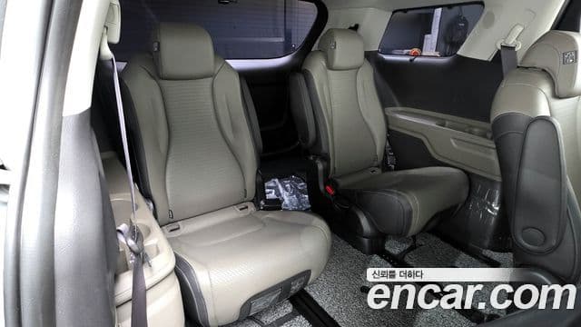 Kia Carnival 2024 — Şəkil 12/20