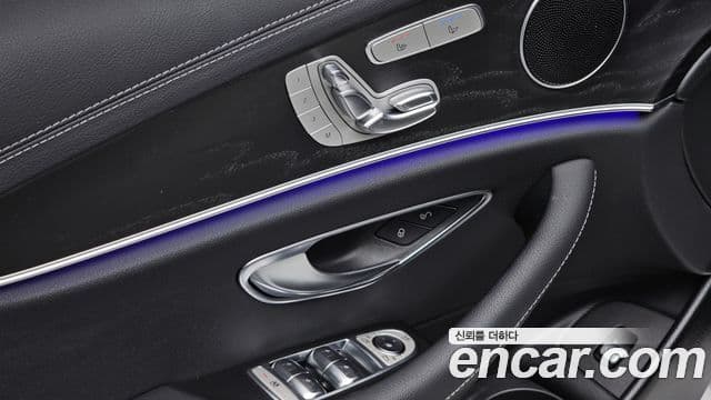 Mercedes-Benz E-Class 2022 — Şəkil 19/20