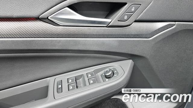 Volkswagen Golf 2025 — ფოტო 20/20